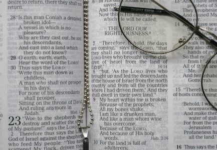 david jeremiah study bible pdf free download